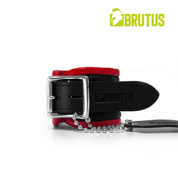 Brutus - Polsboeien - Leren Zwart Rode Handboeien - Afsluitbaar - Leather Wrist Restraints Black Red-Erotiekvoordeel.nl