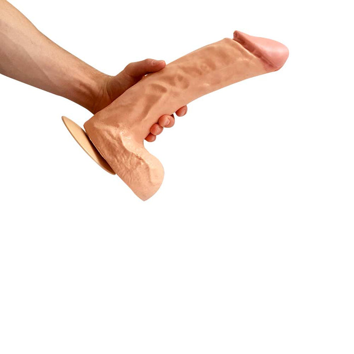 HUNG'R - Gustav - Dildo - Lichte huidskleur - 33 cm - Ø 6.8 cm-Erotiekvoordeel.nl