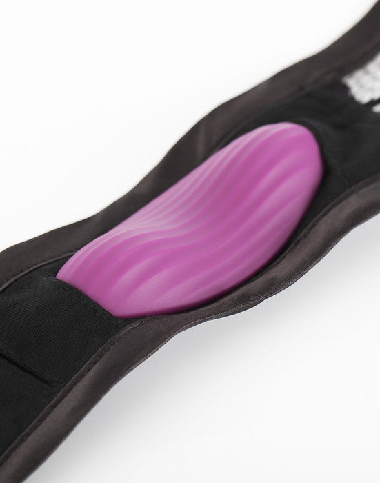 Svakom - Edeny - Vibrerend Slipje Met Clitoris Vibrator - Paars-Erotiekvoordeel.nl