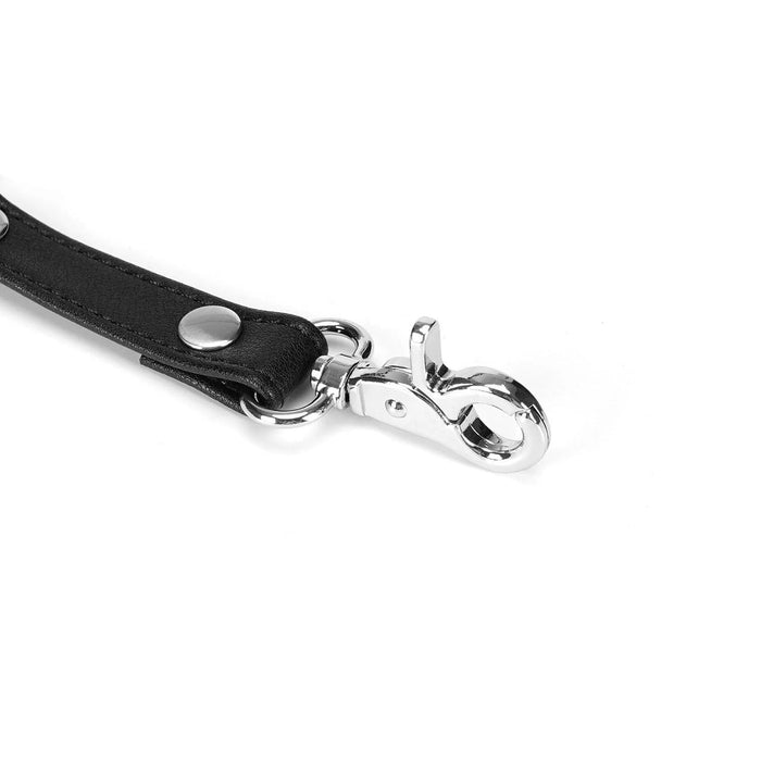 Liebe Seele - Black Bond - Bonded Leren Hogtie Bondage Connector - Eco-vriendelijk - Nikkelvrij - Zwart-Erotiekvoordeel.nl